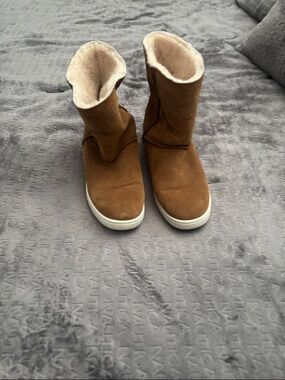 UGG Chestnut Brown Shearling-Lined Slip-On Winter Boots